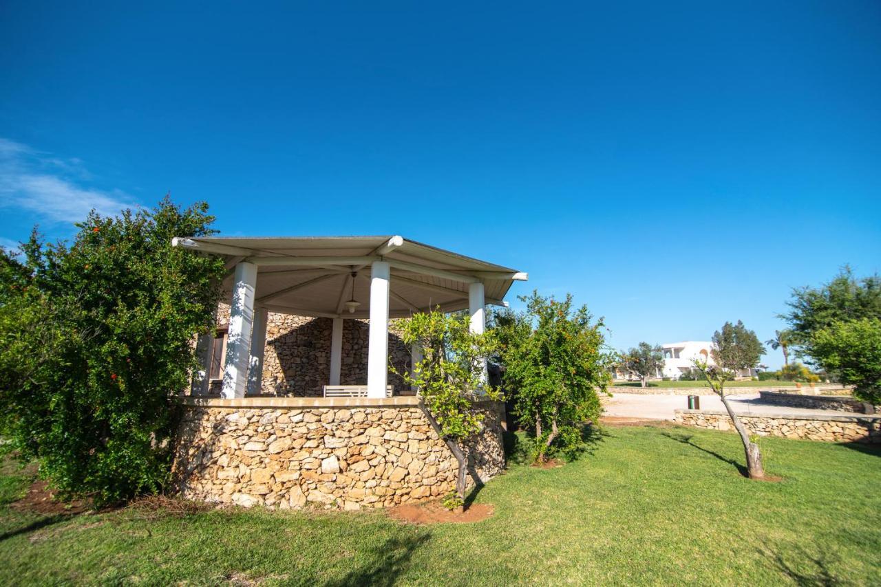 Borgo Rosso Terra Aparthotel